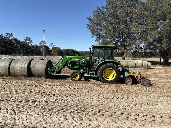 Image of John Deere 5055E equipment image 1