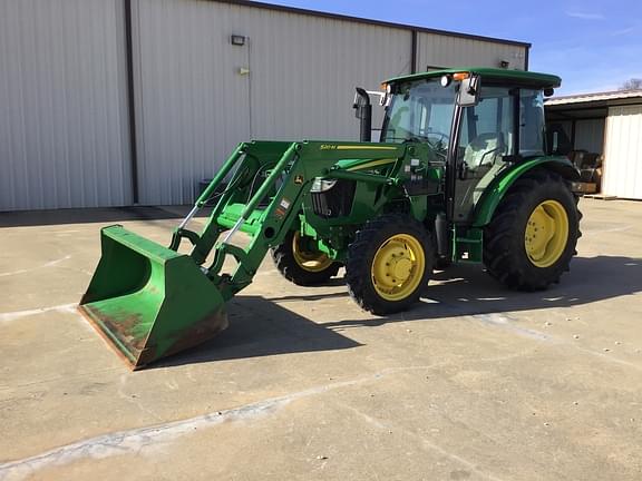 Image of John Deere 5065E equipment image 1