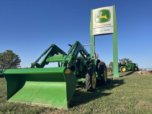 Main image John Deere 5065E