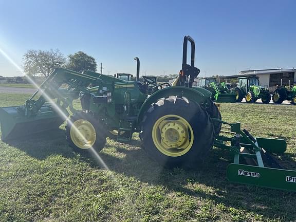 Image of John Deere 5065E equipment image 3