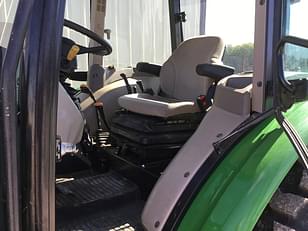 Main image John Deere 5065E 13