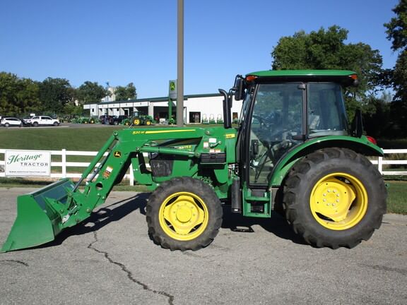 Main image John Deere 5065E