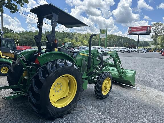 Image of John Deere 5065E equipment image 3