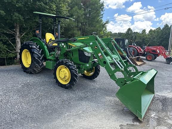 Image of John Deere 5065E equipment image 4