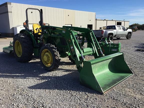 Image of John Deere 5065E equipment image 4