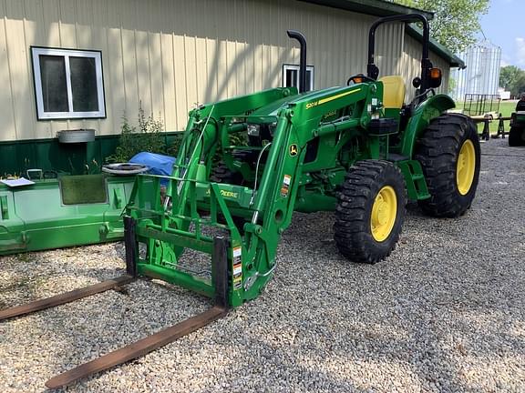 Image of John Deere 5065E equipment image 2