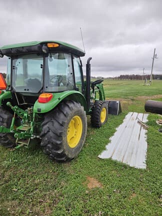 Image of John Deere 5065E equipment image 1