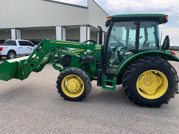 2020 John Deere 5065E Equipment Image0