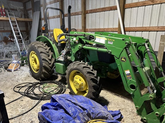 Main image John Deere 5065E