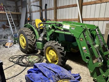 Main image John Deere 5065E