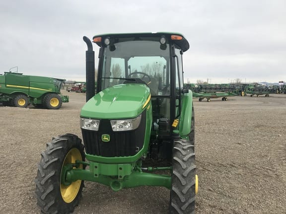 Main image John Deere 5065E