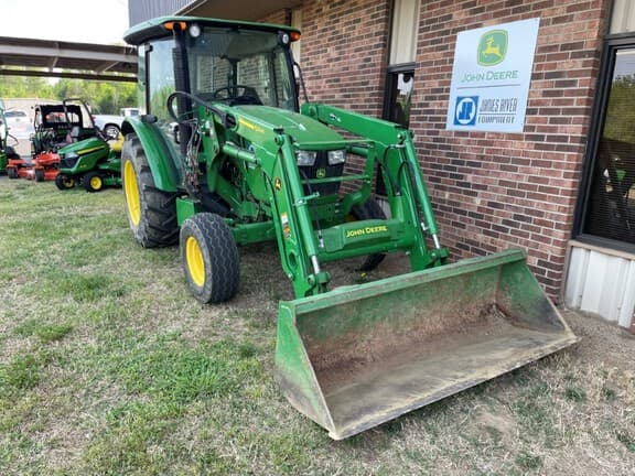Image of John Deere 5065E equipment image 2