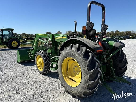 Image of John Deere 5075E equipment image 2