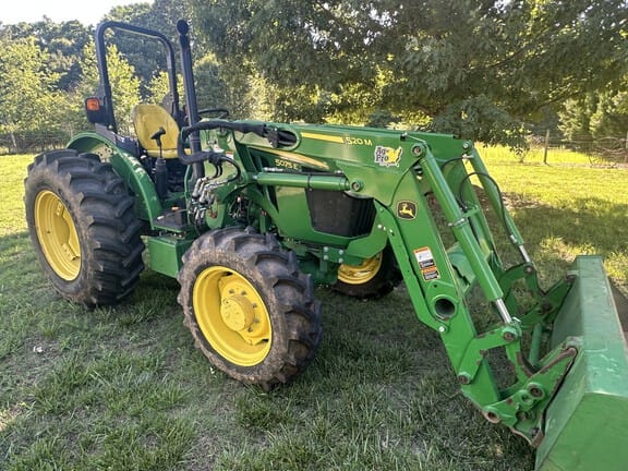 2020 John Deere 5075E Equipment Image0