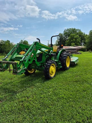 Image of John Deere 5075E equipment image 4