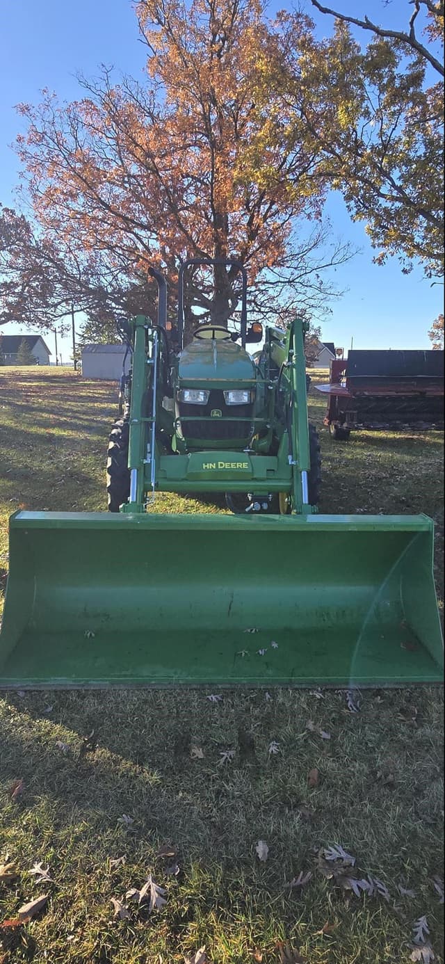 Image of John Deere 5075E equipment image 1