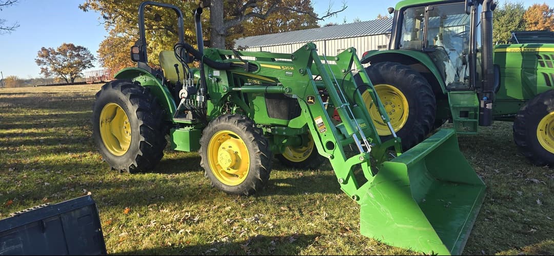 Image of John Deere 5075E Primary image