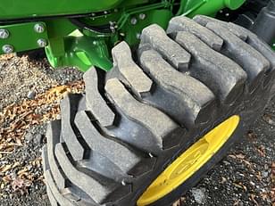 Main image John Deere 5075E 7