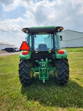 Image of John Deere 5075E equipment image 3