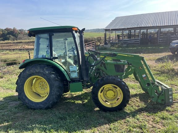 Image of John Deere 5075E equipment image 3