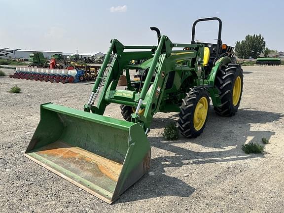 Image of John Deere 5075E equipment image 3