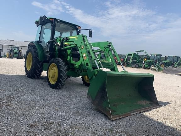 Image of John Deere 5075E equipment image 1