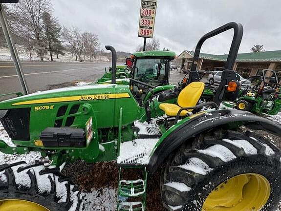 Image of John Deere 5075E equipment image 1