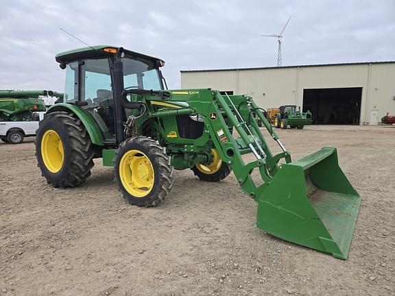 Image of John Deere 5075E equipment image 3