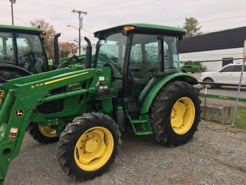 Main image John Deere 5075E