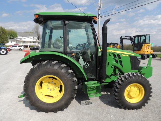 Image of John Deere 5075E equipment image 3