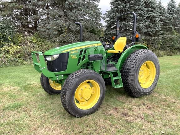 Image of John Deere 5075E equipment image 3