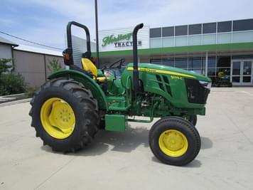 Main image John Deere 5075E