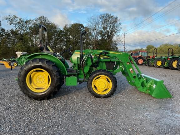 Image of John Deere 5075E equipment image 3