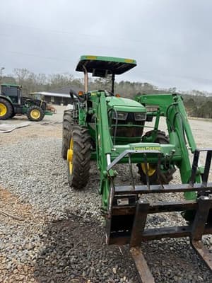 2020 John Deere 5075E Image