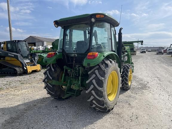 Image of John Deere 5075E equipment image 4