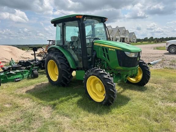 Image of John Deere 5075E Primary image