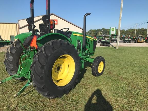 Image of John Deere 5075E equipment image 3