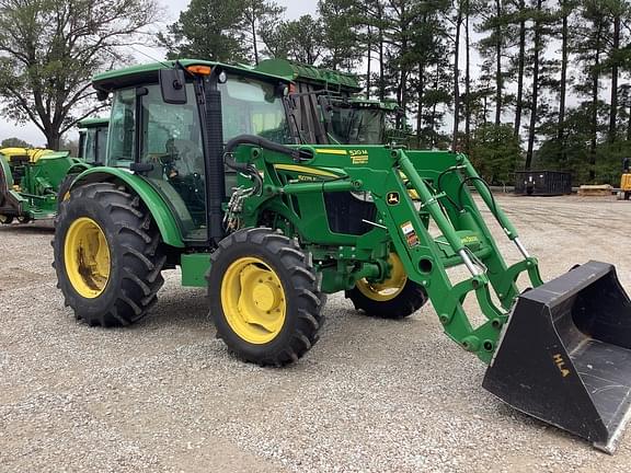 Image of John Deere 5075E equipment image 4