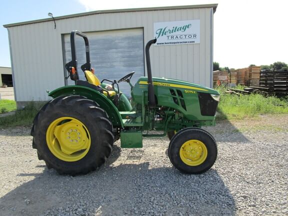 Main image John Deere 5075E