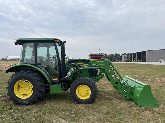 Image of John Deere 5075E equipment image 3