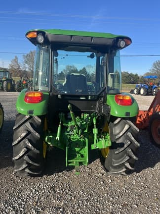 Image of John Deere 5075E equipment image 3