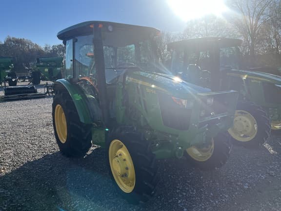 Image of John Deere 5075E equipment image 2