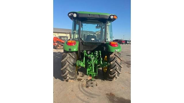 Image of John Deere 5075E equipment image 2