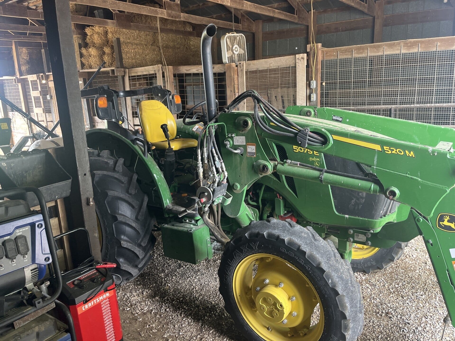 2020 John Deere 5075E Equipment Image0