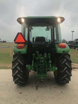 Image of John Deere 5075E equipment image 1