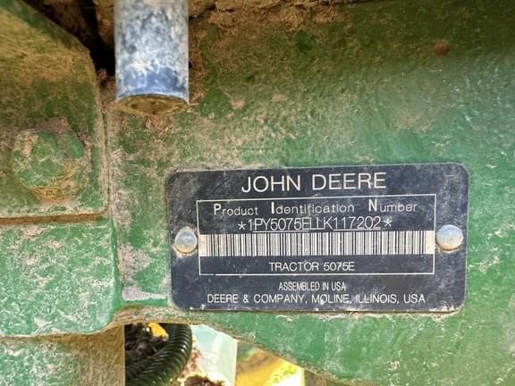 Image of John Deere 5075E equipment image 1