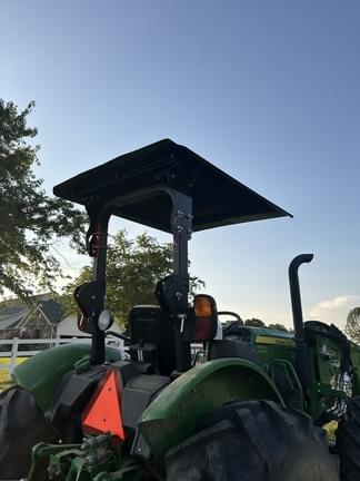 Image of John Deere 5075E equipment image 2