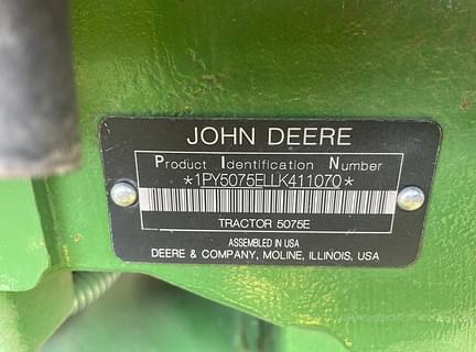 Image of John Deere 5075E equipment image 4