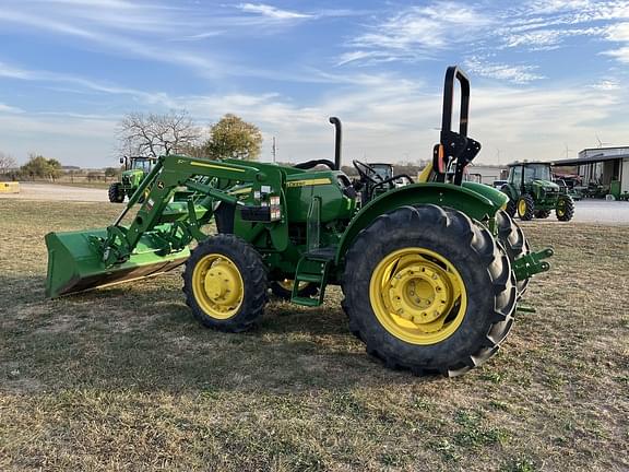 Image of John Deere 5075E equipment image 3