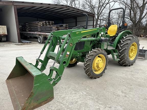 Image of John Deere 5075E Primary image